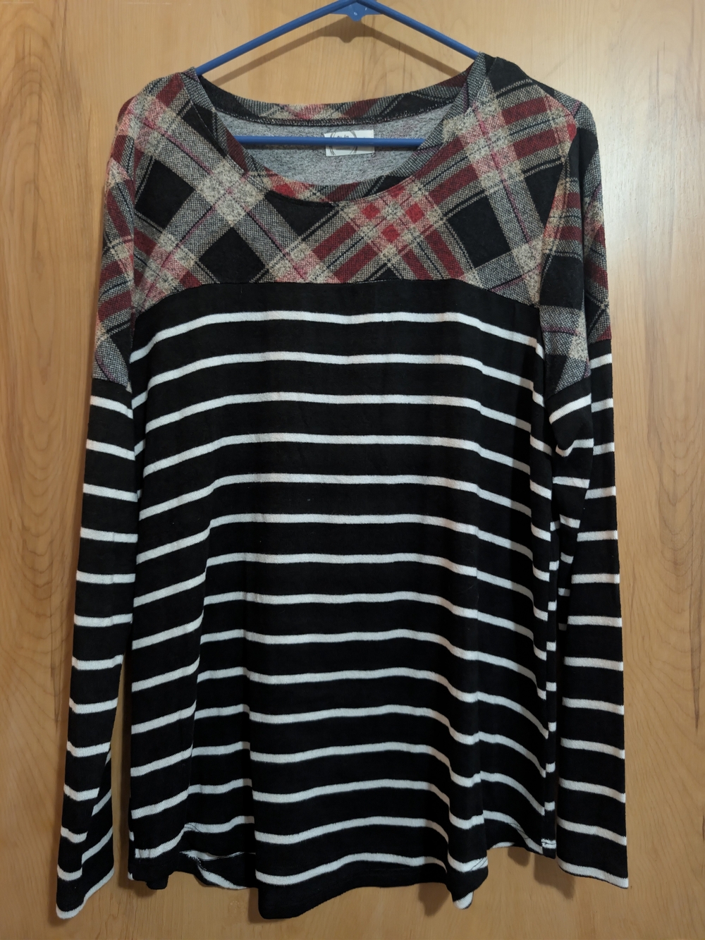Maurices Black & White Striped Crewneck Sweater with Plaid Yoke